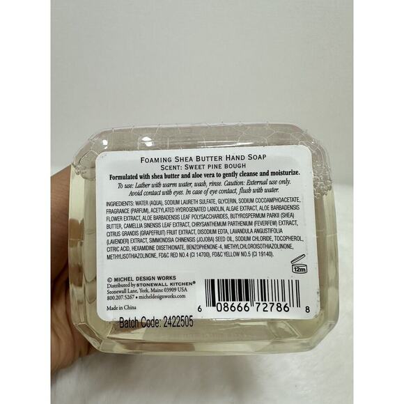 Michel Design Works SANTA’S EVE Foaming Shea Butter Hand Soap 17.8 floz New - Picture 4 of 4